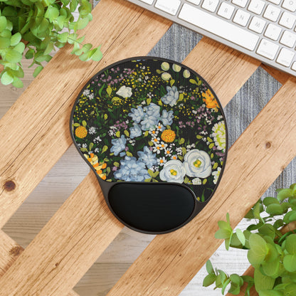 Mouse Pad with Wrist Rest - Floral Midnight Garden Design